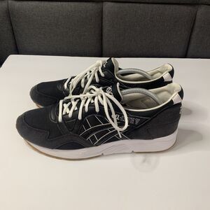 ASICS Gel Lyte V Black And White. Men’s Size 11.5 Running Walking Trail Shoes.